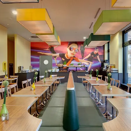 Meininger Frankfurt Main / Airport Hotel