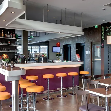 Meininger Frankfurt Main / Airport 3* Fráncfort del Meno