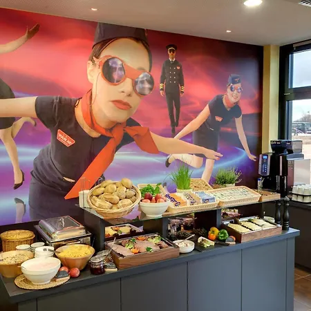 Meininger Frankfurt Main / Airport Szálloda