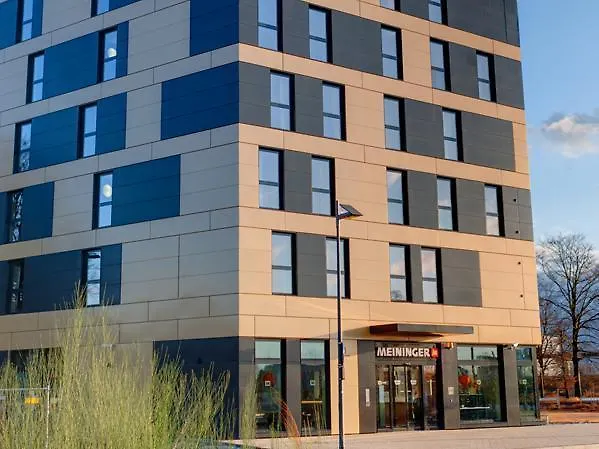 Meininger Frankfurt Main / Airport Hotel Frankfurt nad Mohanem