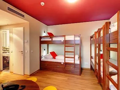 Meininger Frankfurt Main / Airport