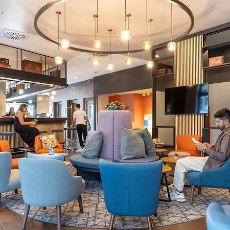 Meininger Frankfurt Main / Airport 3*
