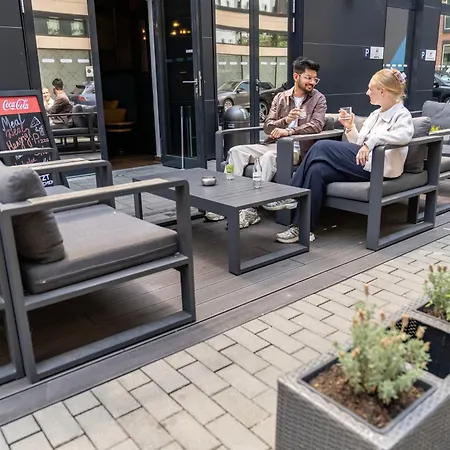 Hotel Meininger Frankfurt Main / Airport
