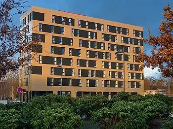 Meininger Frankfurt Main / Airport