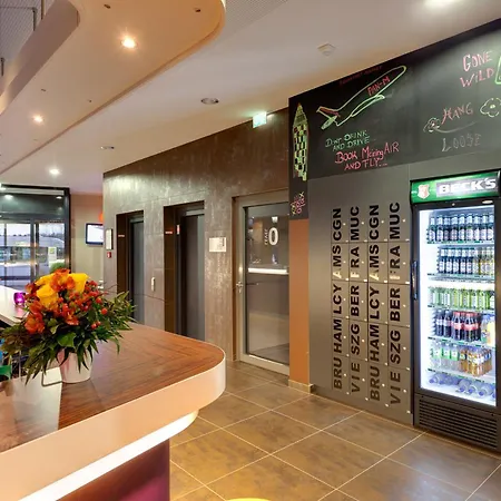 Meininger Frankfurt Main / Airport Hotel