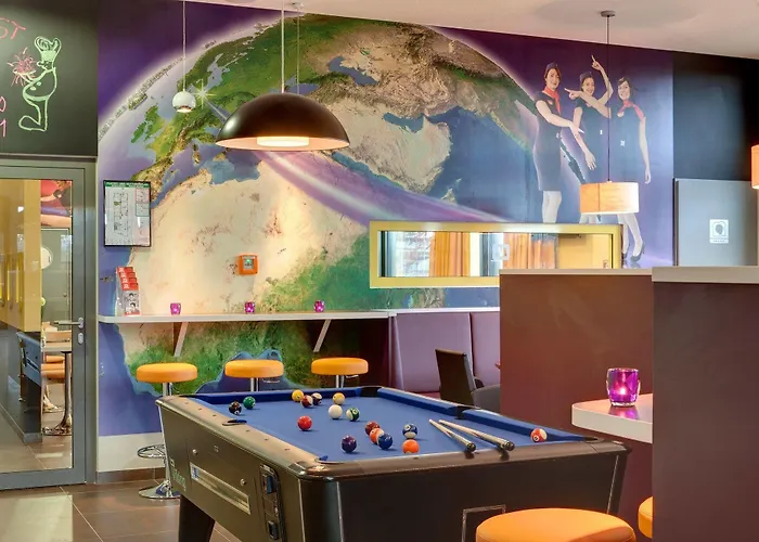 Meininger Frankfurt Main / Airport Szálloda 3*