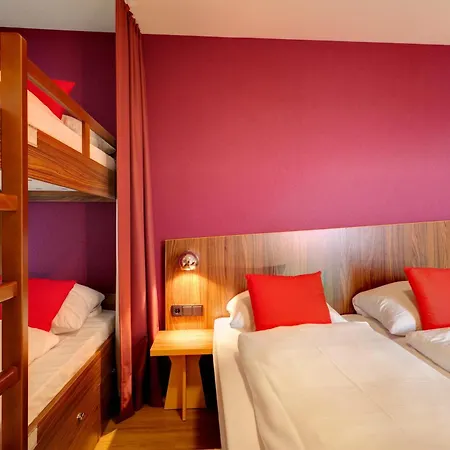 Meininger Frankfurt Main / Airport 3* Fráncfort del Meno